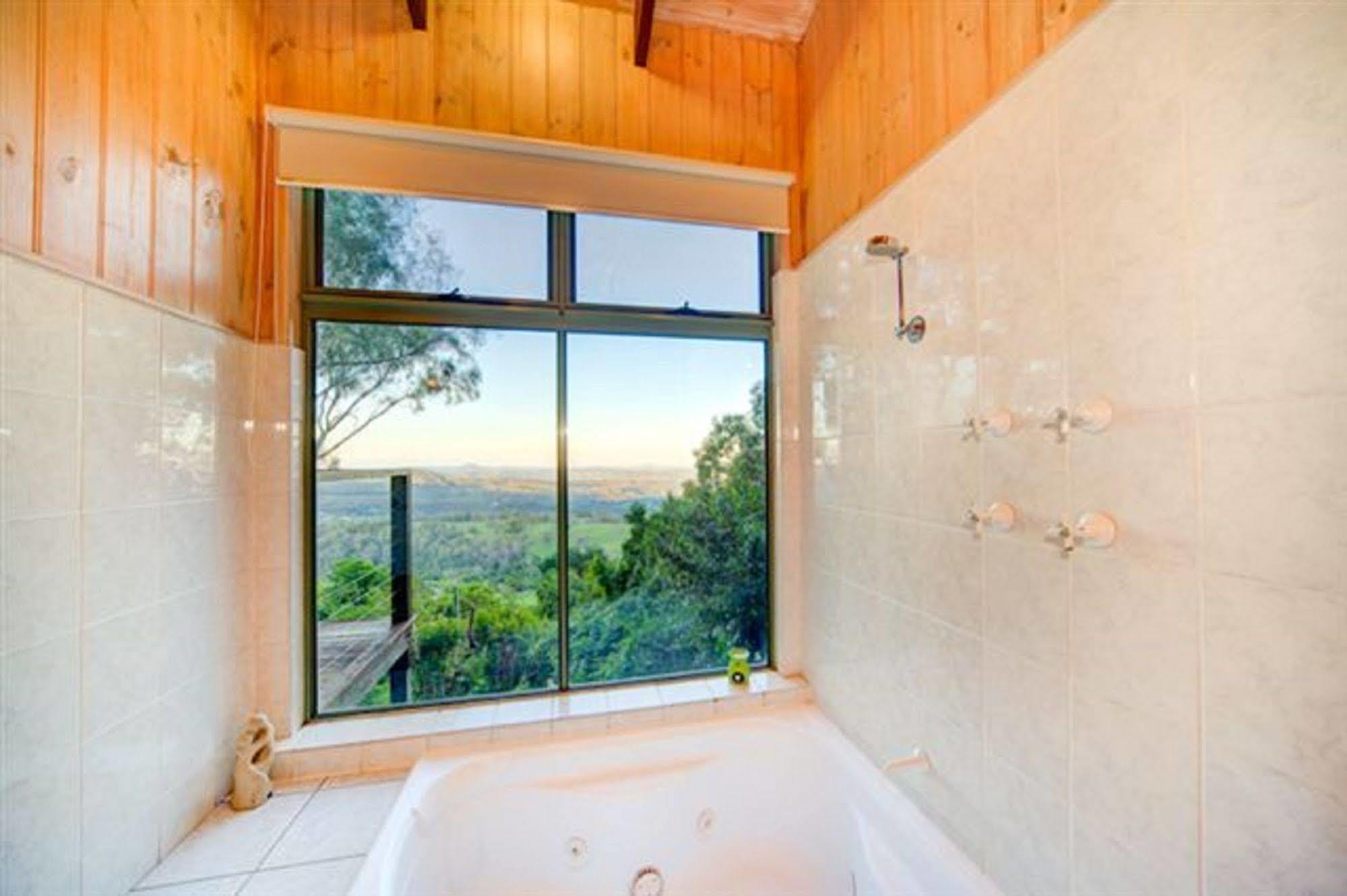 Treetops Seaview Montville Esterno foto